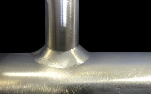 manual-metal-arc-welding-close-up-2